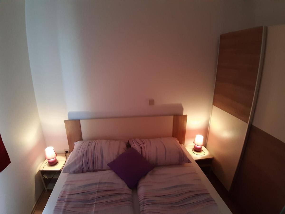 Apartments Mihael Malinska Extérieur photo